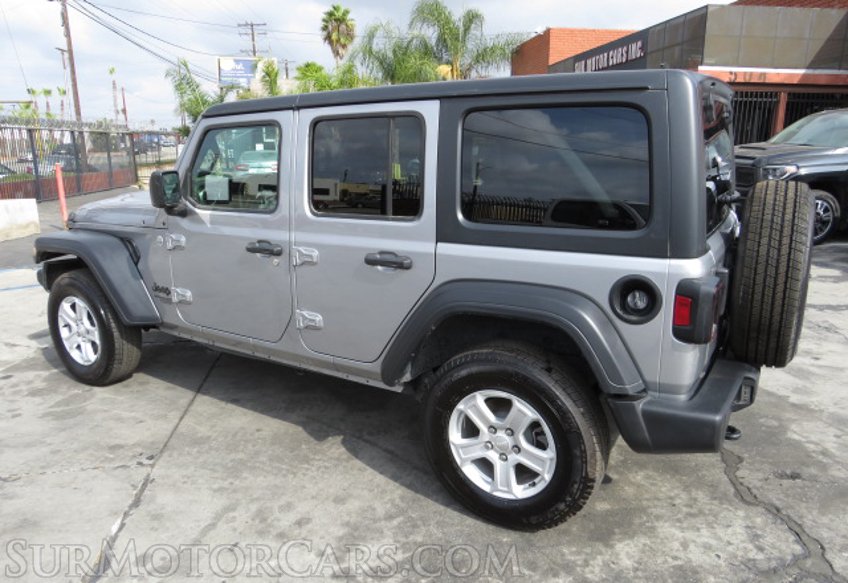 2019 Jeep Wrangler Unlimited - Image 10