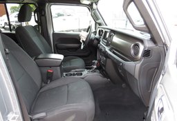 2019 Jeep Wrangler Unlimited - Image 17