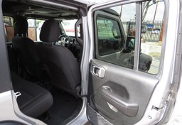 2019 Jeep Wrangler Unlimited - Image 19