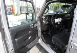 2019 Jeep Wrangler Unlimited - Image 15