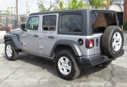 2019 Jeep Wrangler Unlimited - Image 9