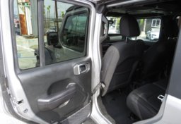 2019 Jeep Wrangler Unlimited - Image 18