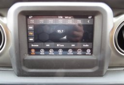 2019 Jeep Wrangler Unlimited - Image 39