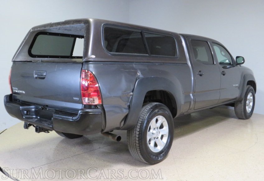 2013 Toyota Tacoma - Image 9