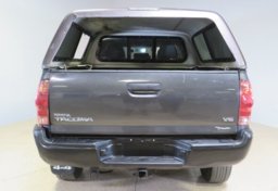 2013 Toyota Tacoma - Image 12