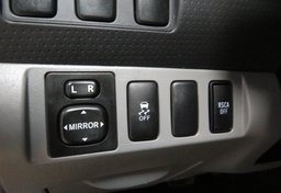 2013 Toyota Tacoma - Image 44