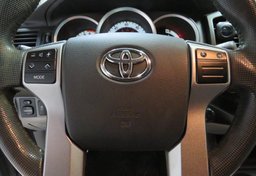 2013 Toyota Tacoma - Image 37