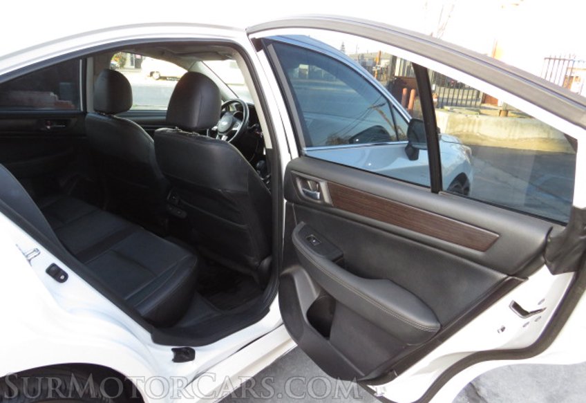 2017 Subaru Legacy - Image 29