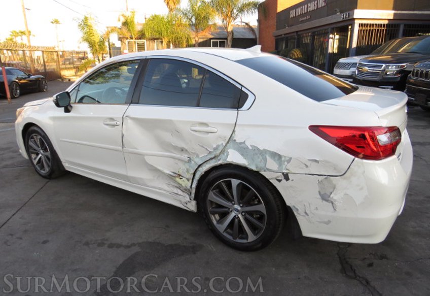 2017 Subaru Legacy - Image 10