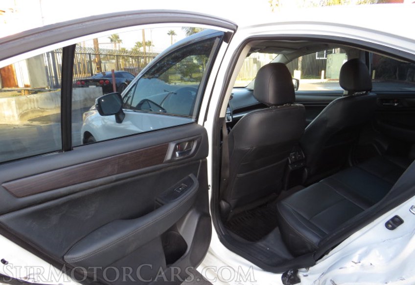 2017 Subaru Legacy - Image 28