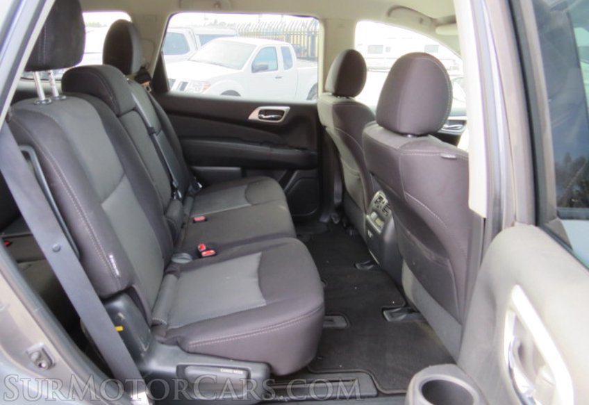 2020 Nissan Pathfinder - Image 32