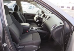 2020 Nissan Pathfinder - Image 24