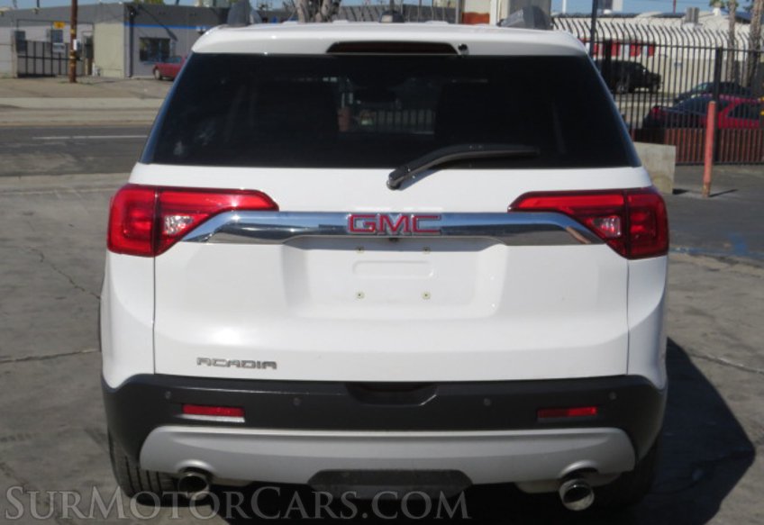 2018 GMC Acadia - Image 12