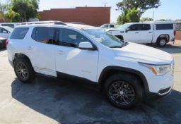 2018 GMC Acadia - Image 2