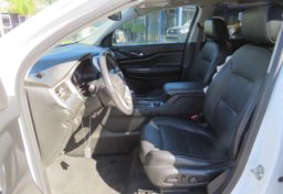 2018 GMC Acadia - Image 21