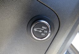 2018 GMC Acadia - Image 46