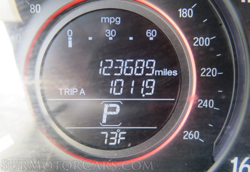 2017 Honda Accord Sedan - Image 32