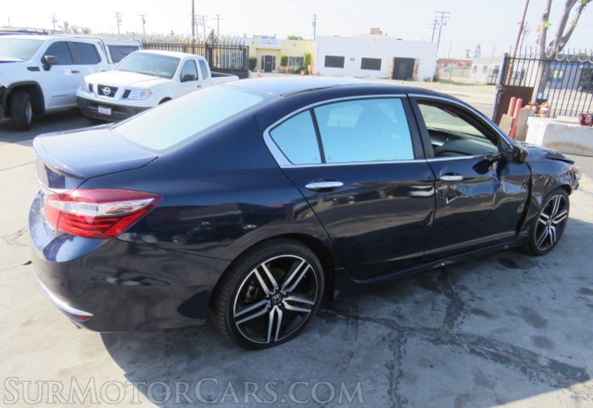 2017 Honda Accord Sedan - Image 7