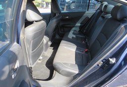 2017 Honda Accord Sedan - Image 30