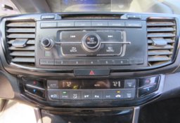 2017 Honda Accord Sedan - Image 40