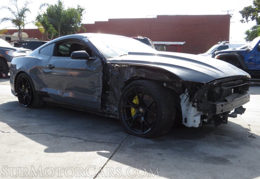 2019 Ford Mustang - Image 2