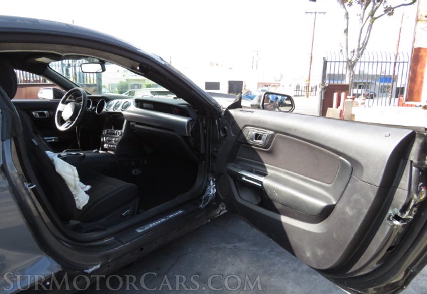 2019 Ford Mustang - Image 21