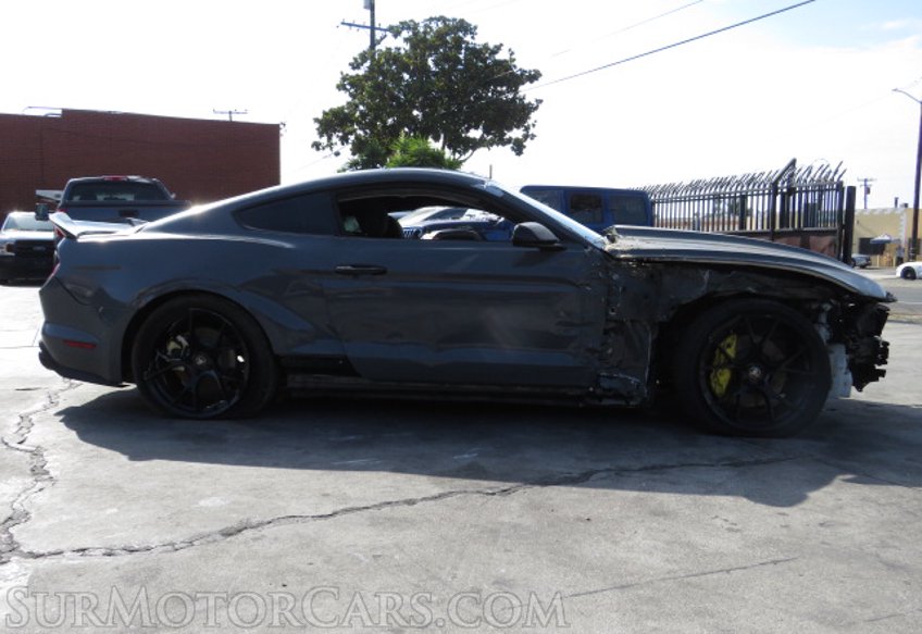 2019 Ford Mustang - Image 5