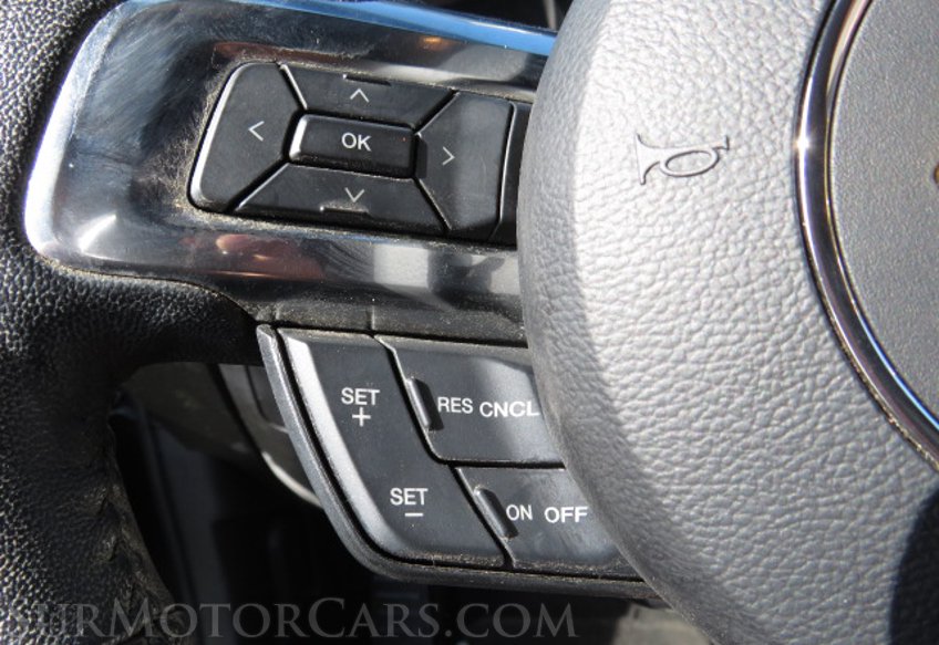 2019 Ford Mustang - Image 29