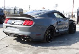 2019 Ford Mustang - Image 7