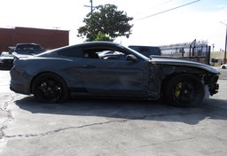 2019 Ford Mustang - Image 5