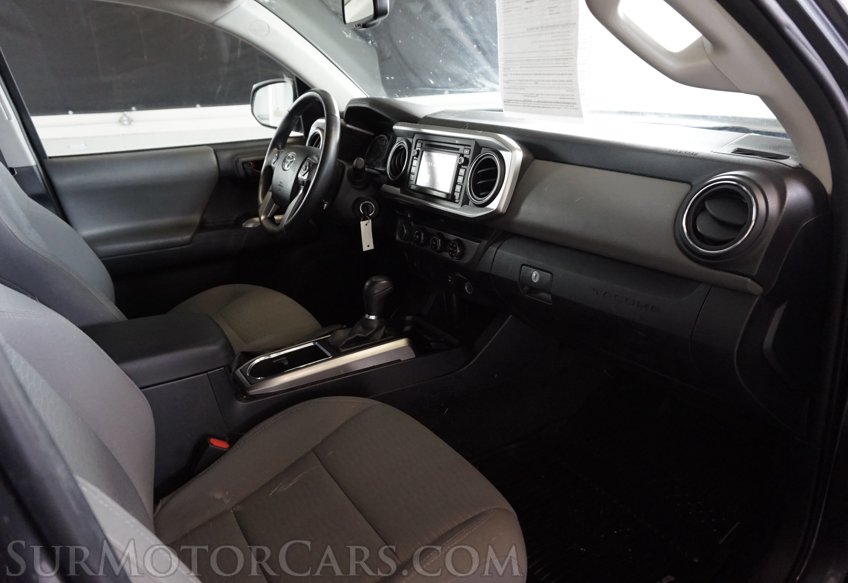 2017 Toyota Tacoma - Image 30