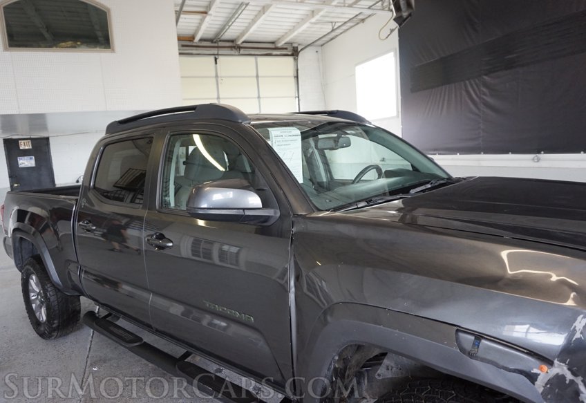 2017 Toyota Tacoma - Image 14