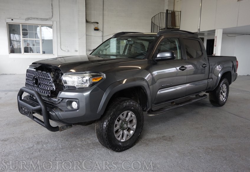 2017 Toyota Tacoma - Image 5
