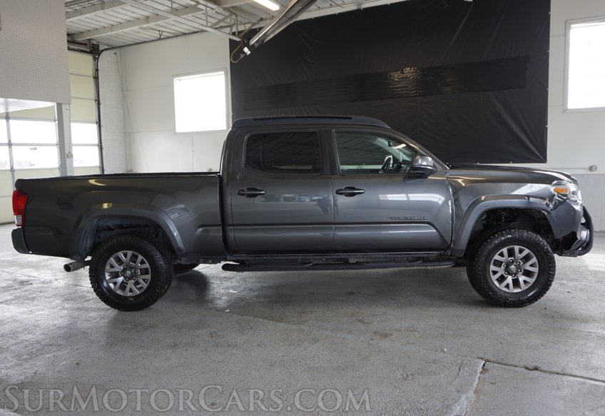 2017 Toyota Tacoma - Image 10