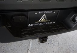 2017 Toyota Tacoma - Image 23