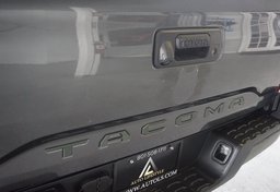 2017 Toyota Tacoma - Image 24