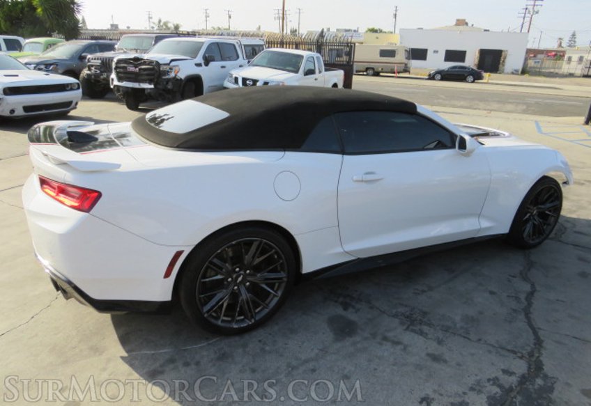 2017 Chevrolet Camaro ZL1 - Image 11