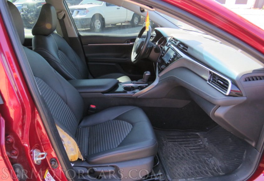 2018 Toyota Camry - Image 22