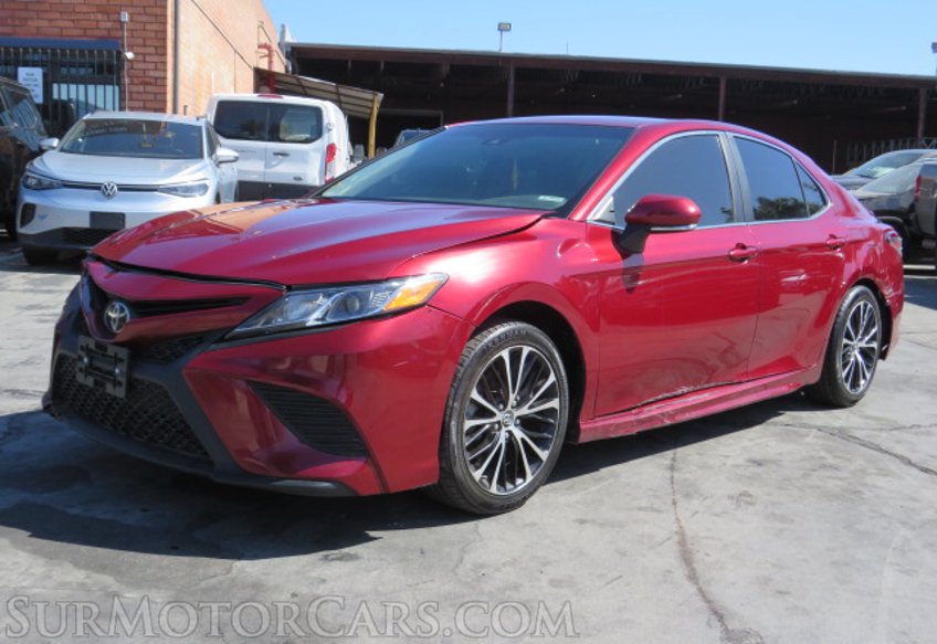 2018 Toyota Camry - Image 3