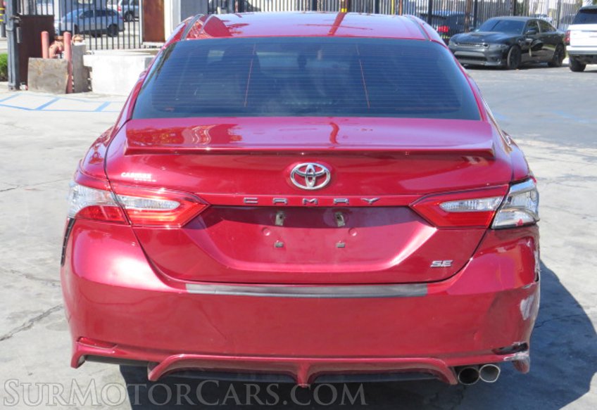 2018 Toyota Camry - Image 11