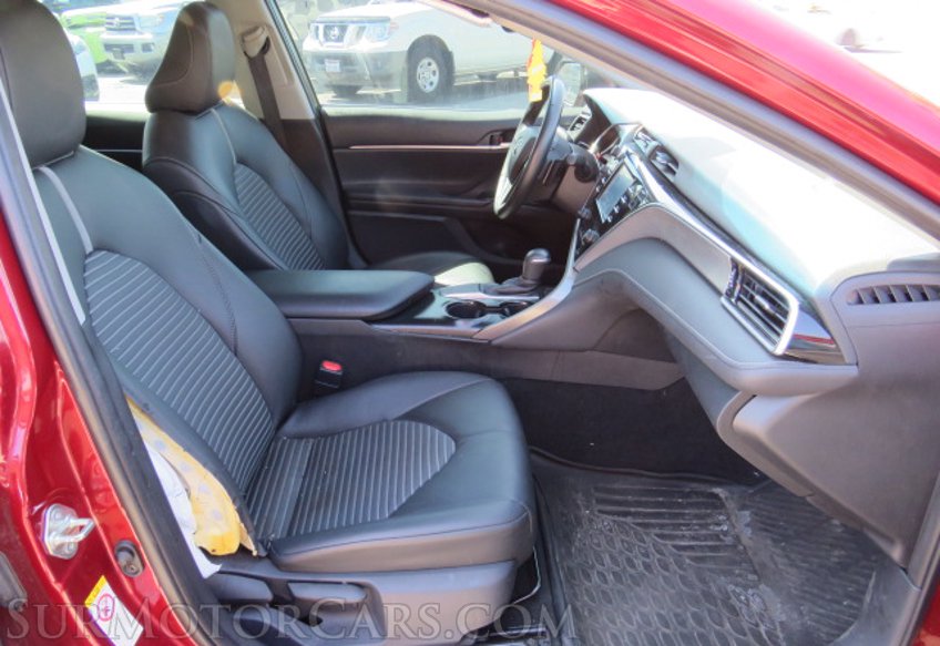 2018 Toyota Camry - Image 24