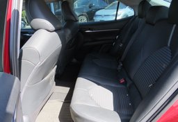 2018 Toyota Camry - Image 29