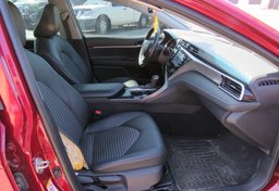 2018 Toyota Camry - Image 22