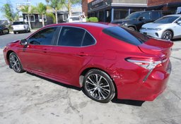 2018 Toyota Camry - Image 9