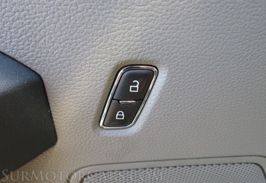 2019 Ford F-150 - Image 38