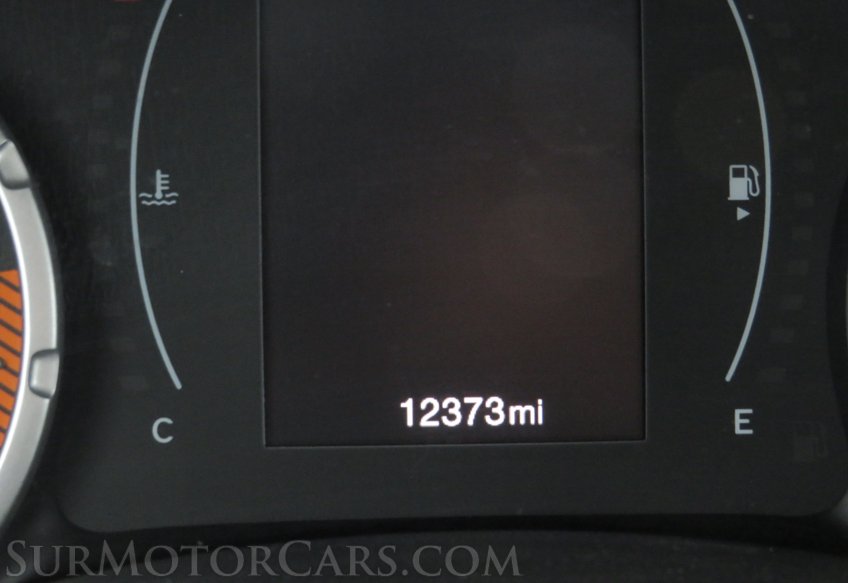 2020 Jeep Renegade - Image 44