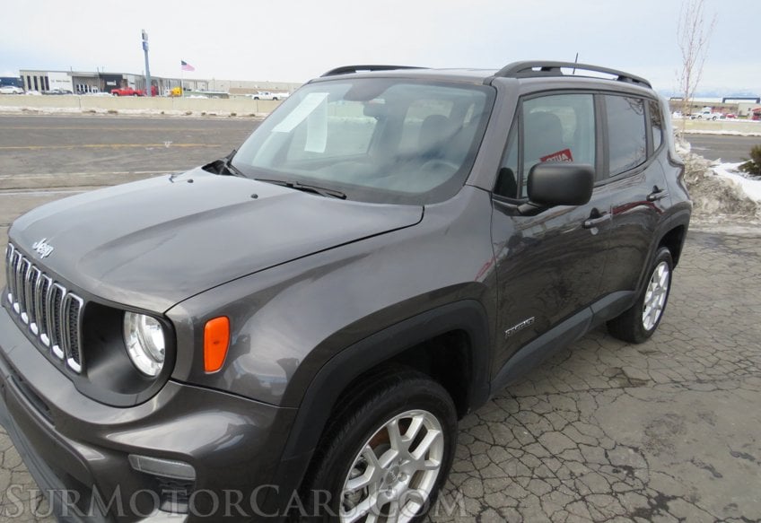 2020 Jeep Renegade - Image 15