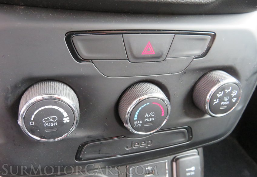 2020 Jeep Renegade - Image 48