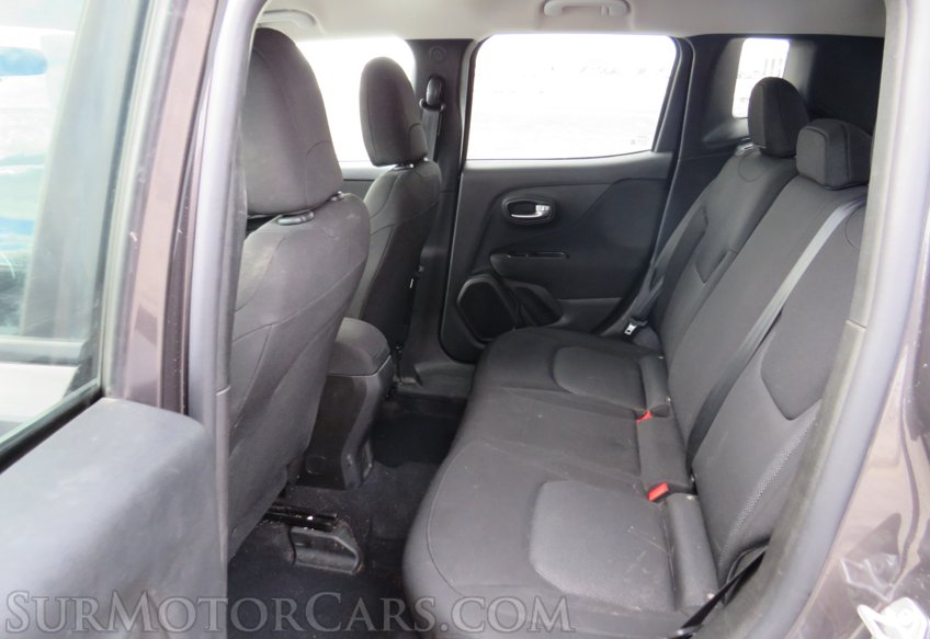 2020 Jeep Renegade - Image 34