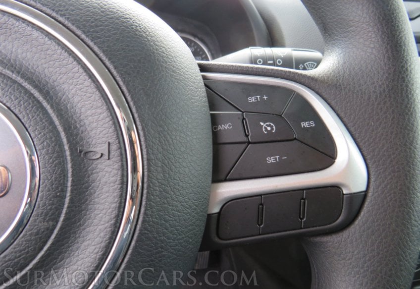 2020 Jeep Renegade - Image 40